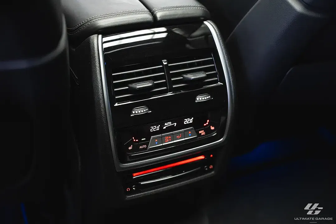 BMW X6 M - Thumbnail 24