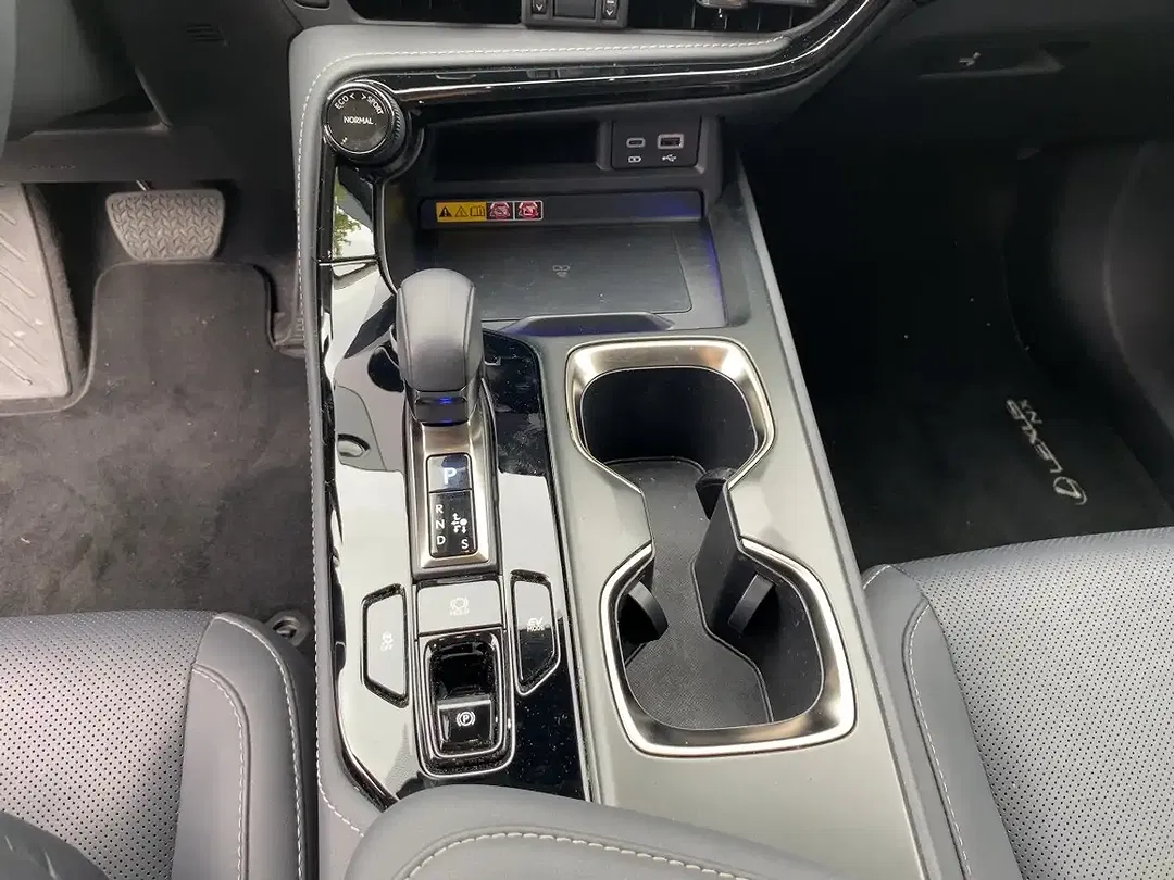 Lexus NX 350h AUT Executive Line - Thumbnail 18