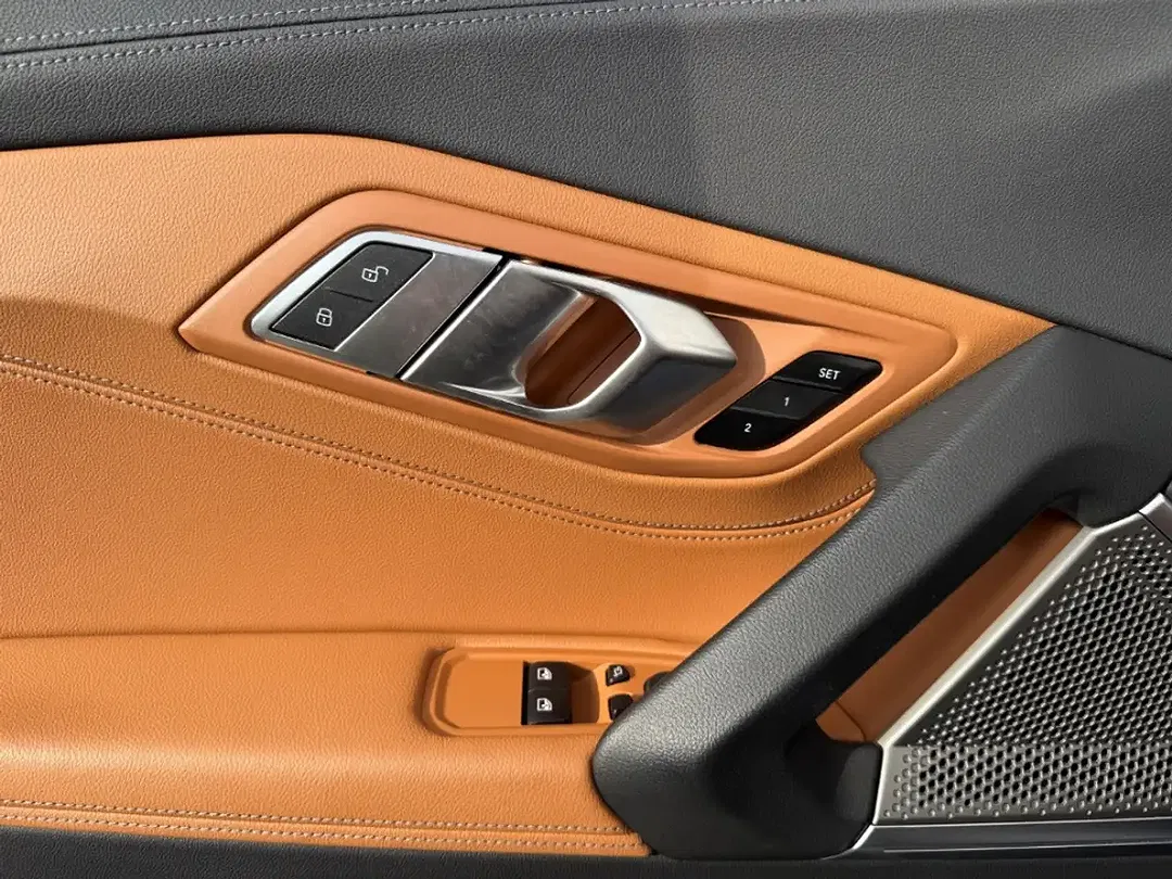 BMW Z4 - Thumbnail 13