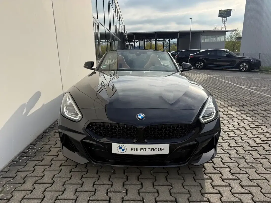 BMW Z4 - Thumbnail 2