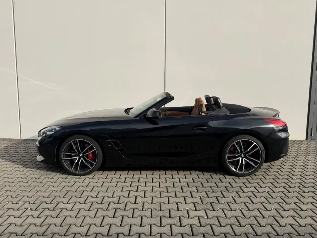 BMW Z4 - Thumbnail 3