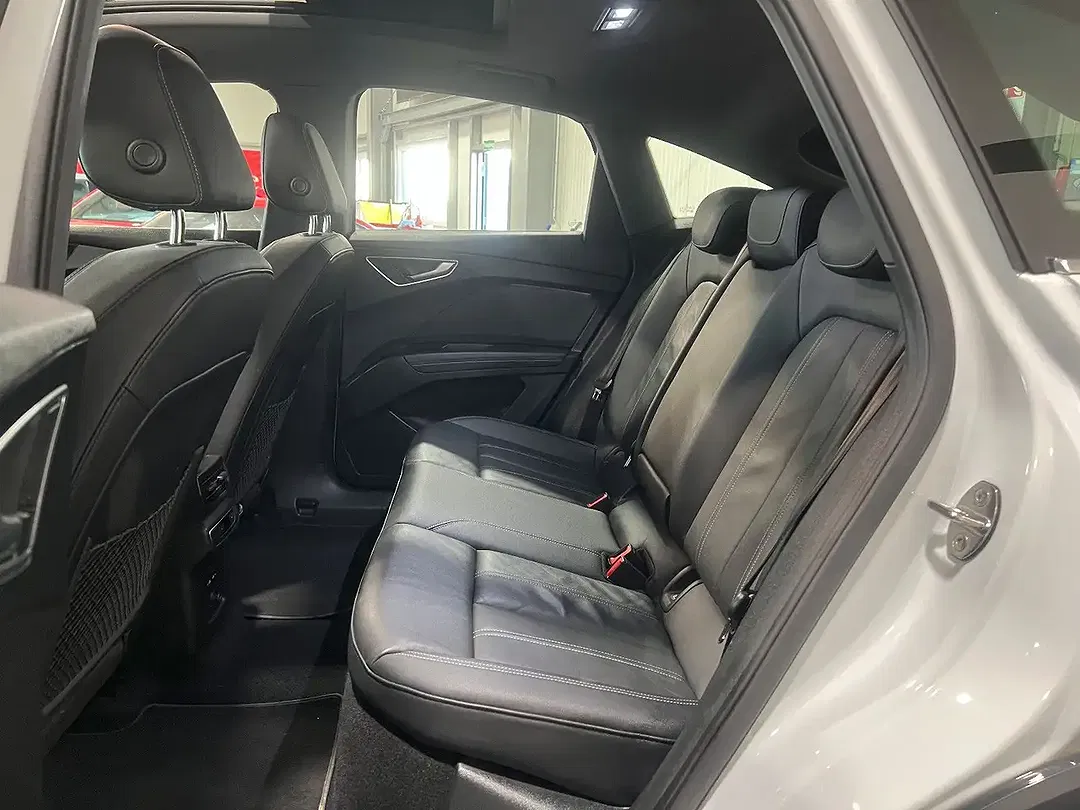 Audi Q4 e-tron 35 AUT Sportback - foto 15