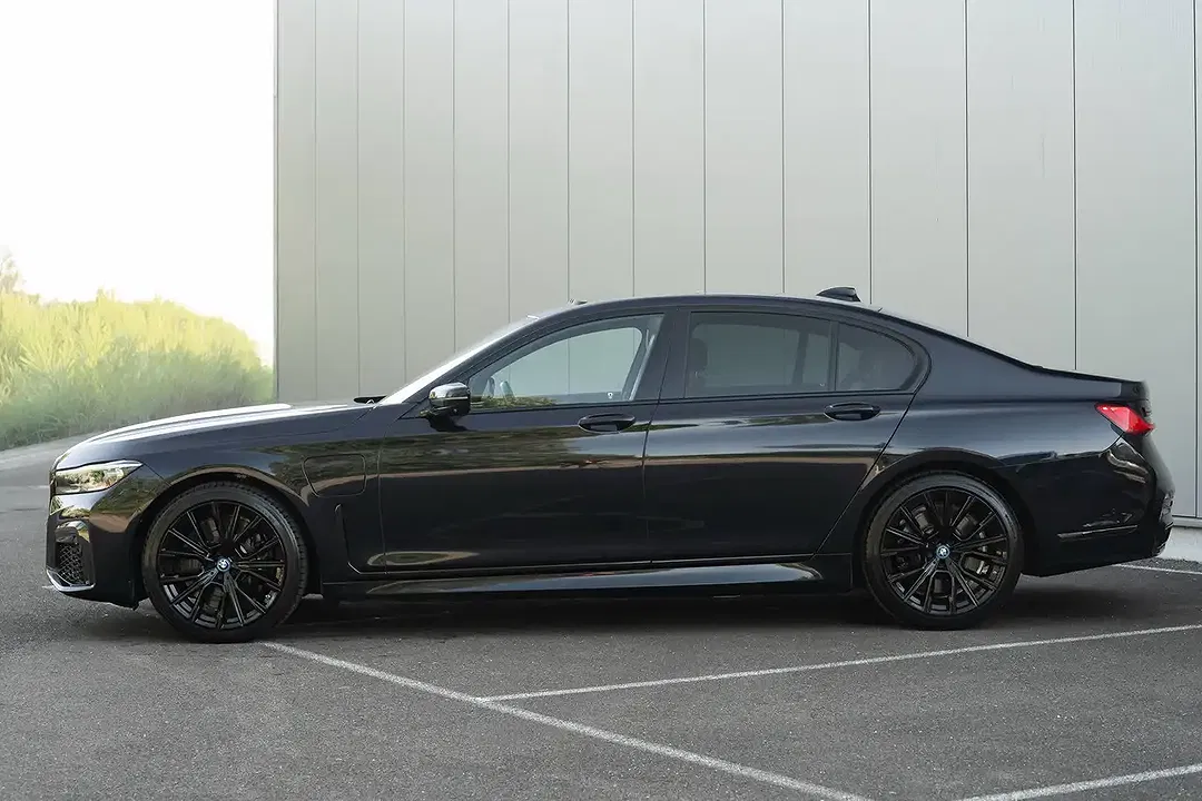 BMW 745 M Sport - Thumbnail 5
