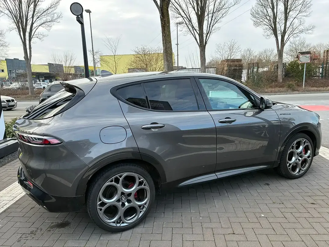 Alfa Romeo Tonale 1.5 MHEV Edizione Speciale - Thumbnail 7