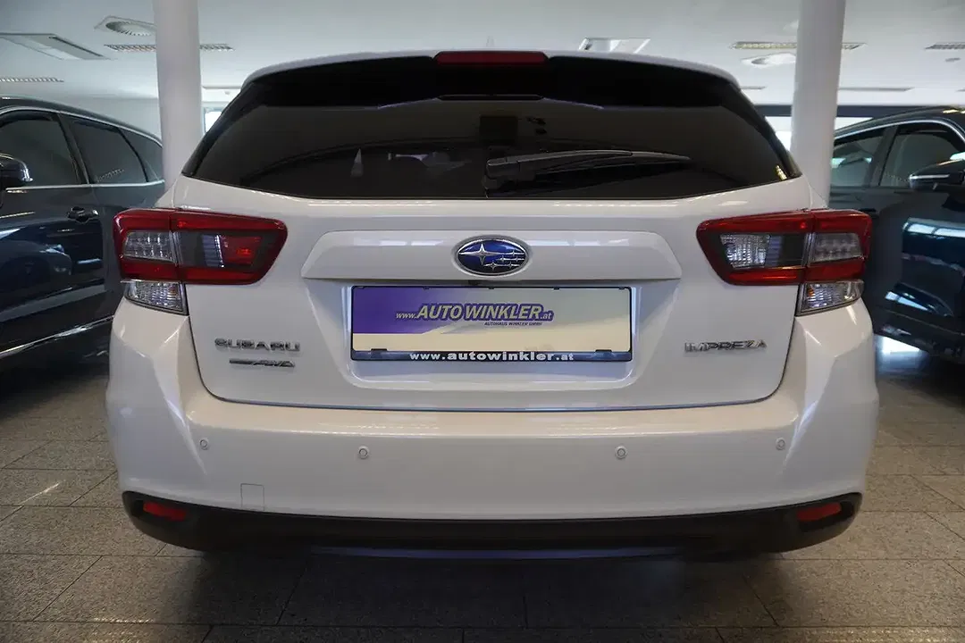 Subaru Impreza AUT AWD Exclusive - Thumbnail 6