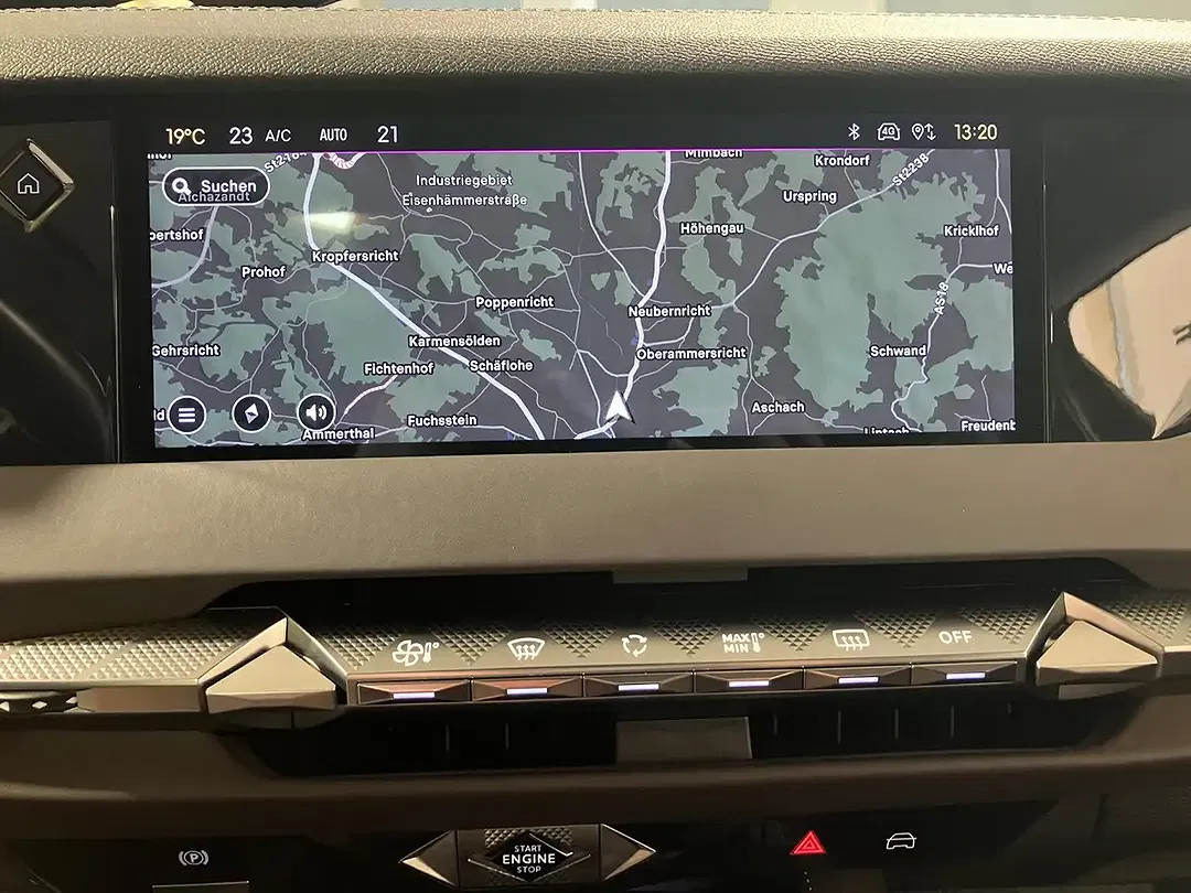 DS Automobiles DS 4 - Thumbnail 10