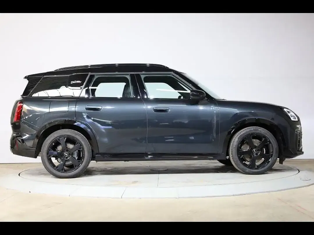 MINI Countryman C Cooper - Thumbnail 3