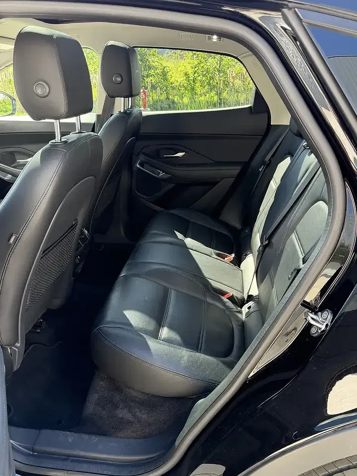 Jaguar E-Pace 2.0 - foto 15