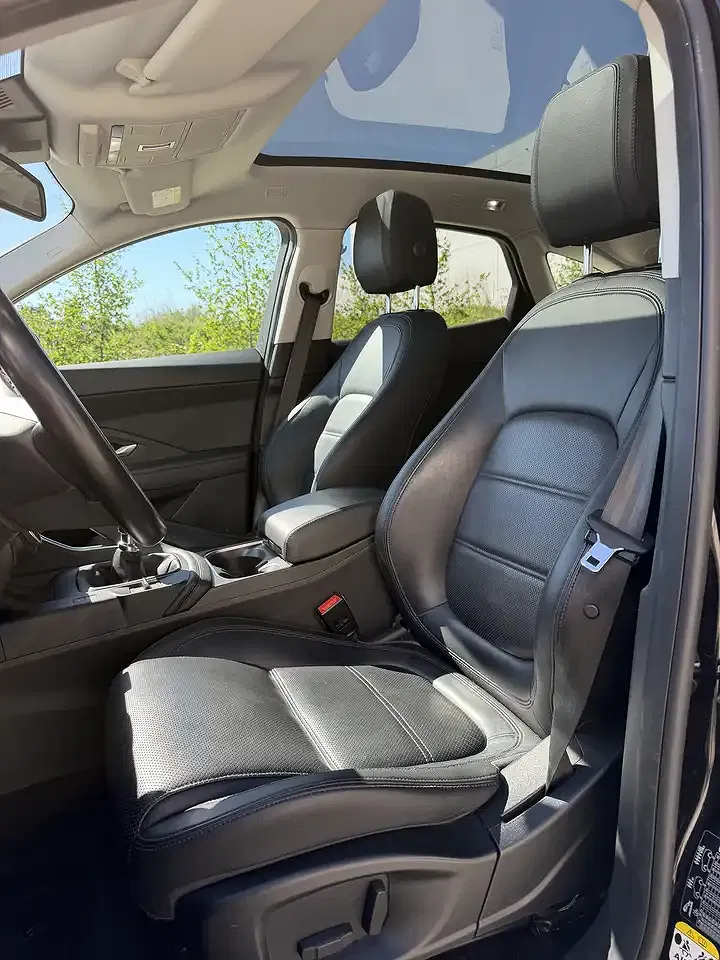 Jaguar E-Pace 2.0 - Thumbnail 6