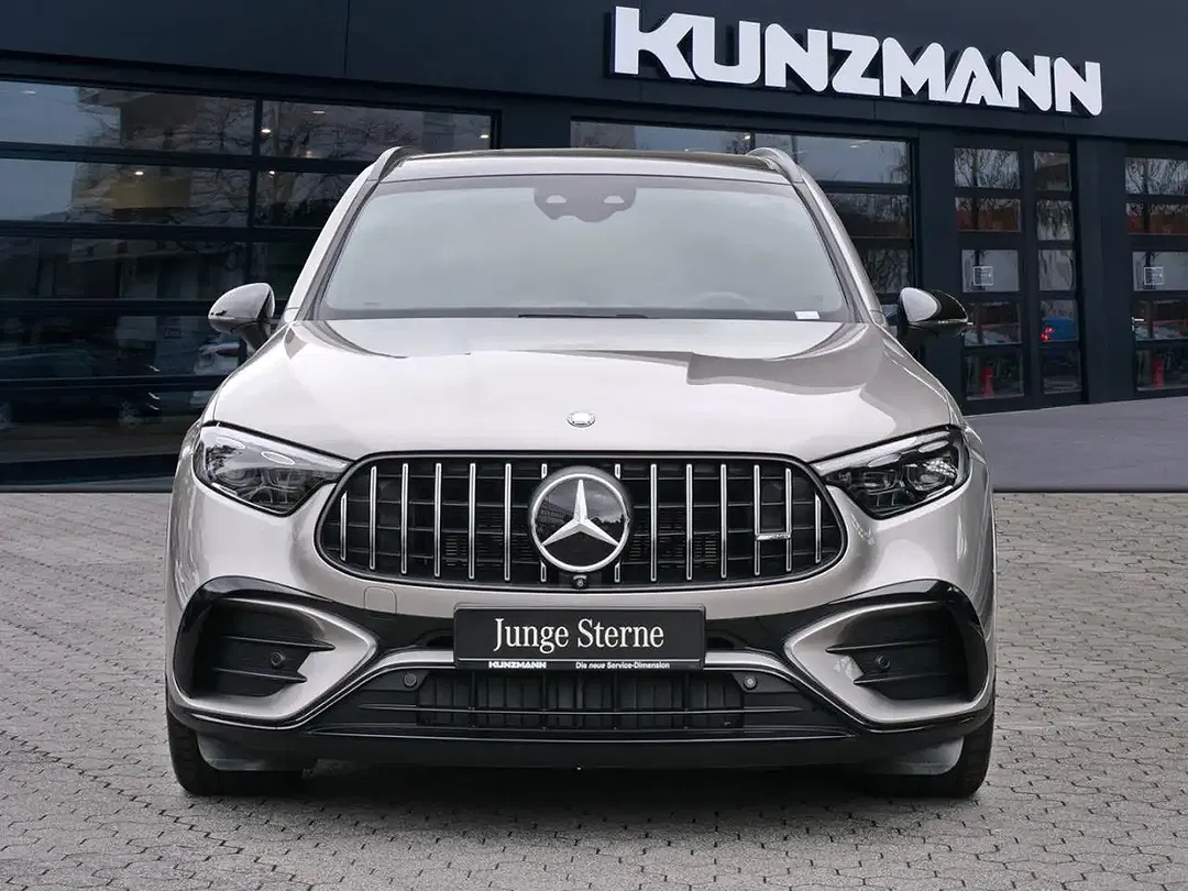 Mercedes-Benz GLC 63 AMG Performance Night - Thumbnail 2