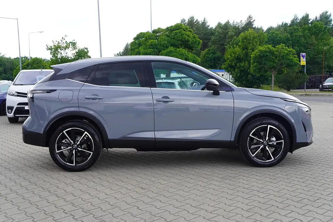 Nissan Qashqai 1.3 DIG-T AUT Tekna - Thumbnail 4