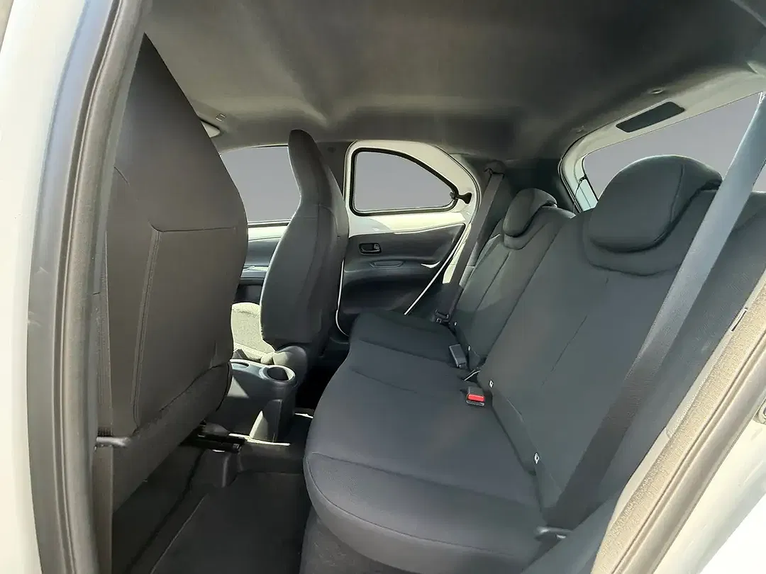 Toyota Aygo X Business Edition - Thumbnail 12
