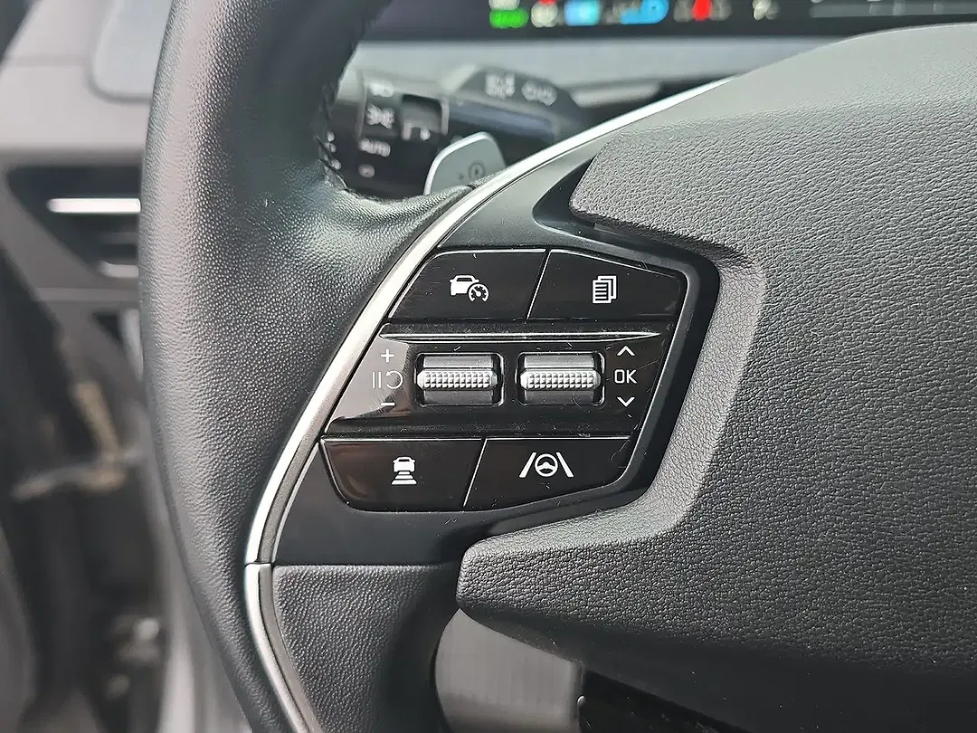 Kia EV6 - Thumbnail 13