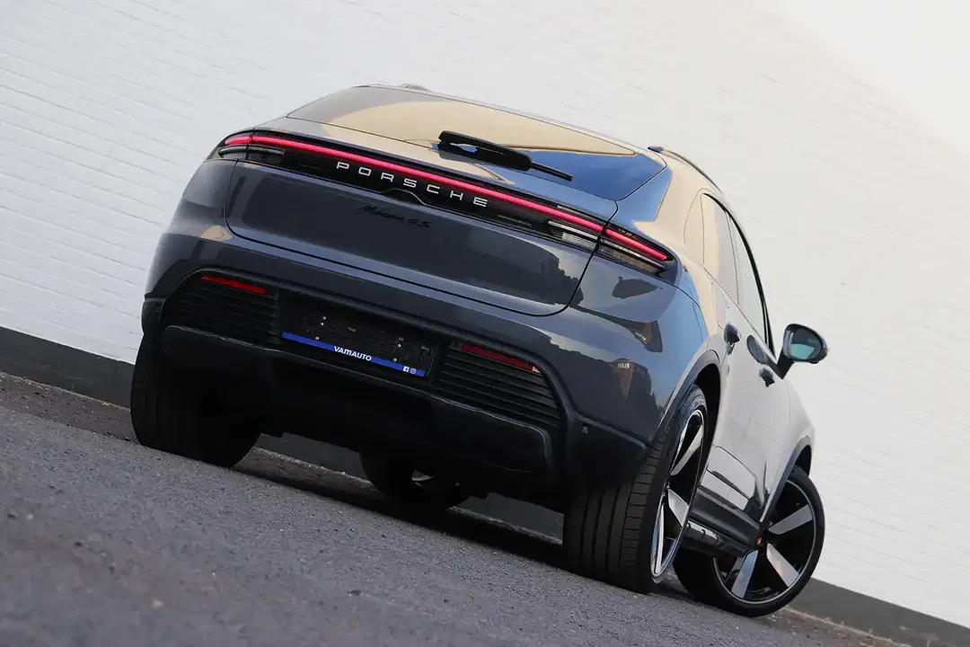Porsche Macan Design - Thumbnail 10