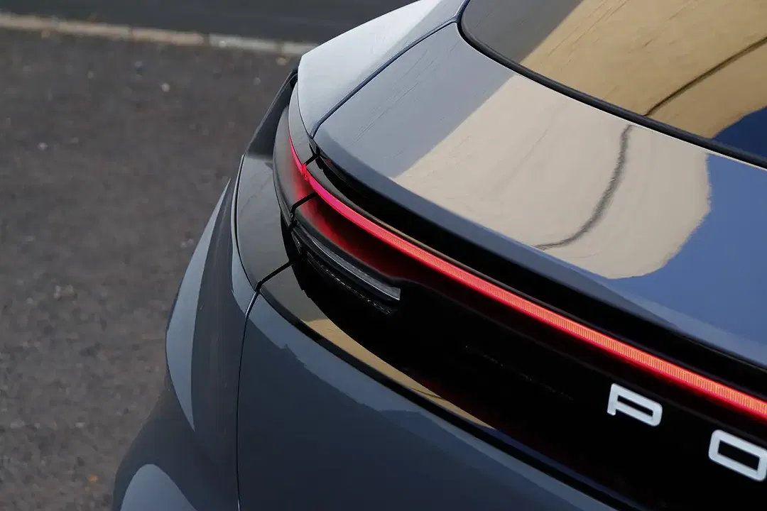 Porsche Macan Design - Thumbnail 12