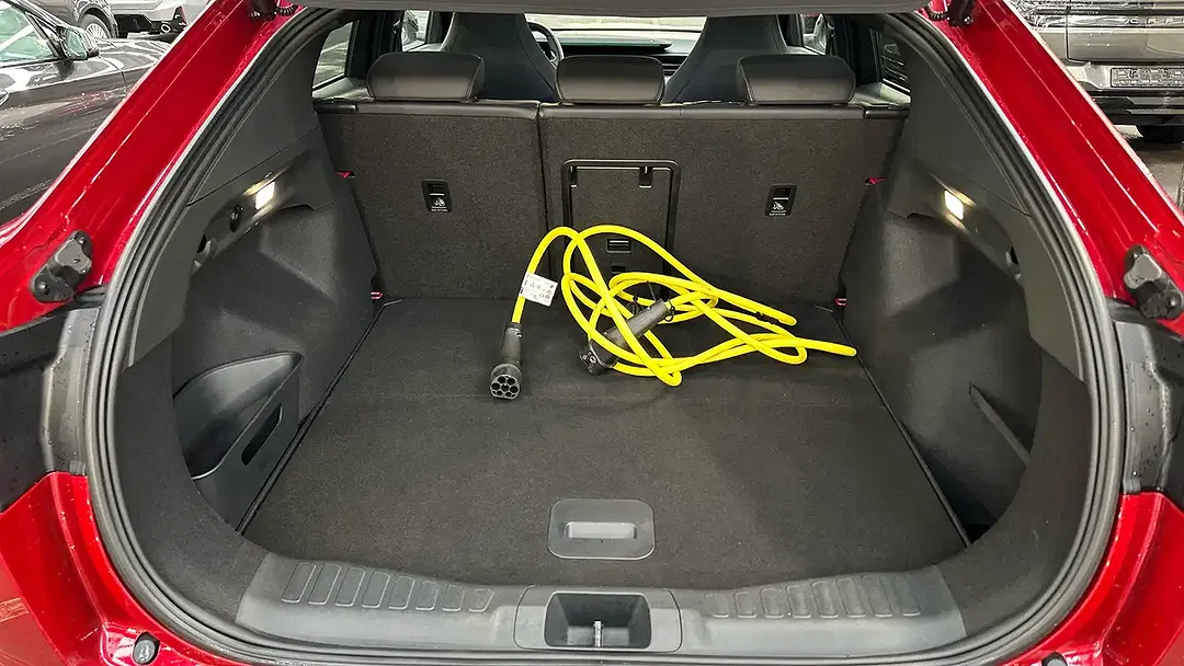 Ford Capri Premium - Thumbnail 3