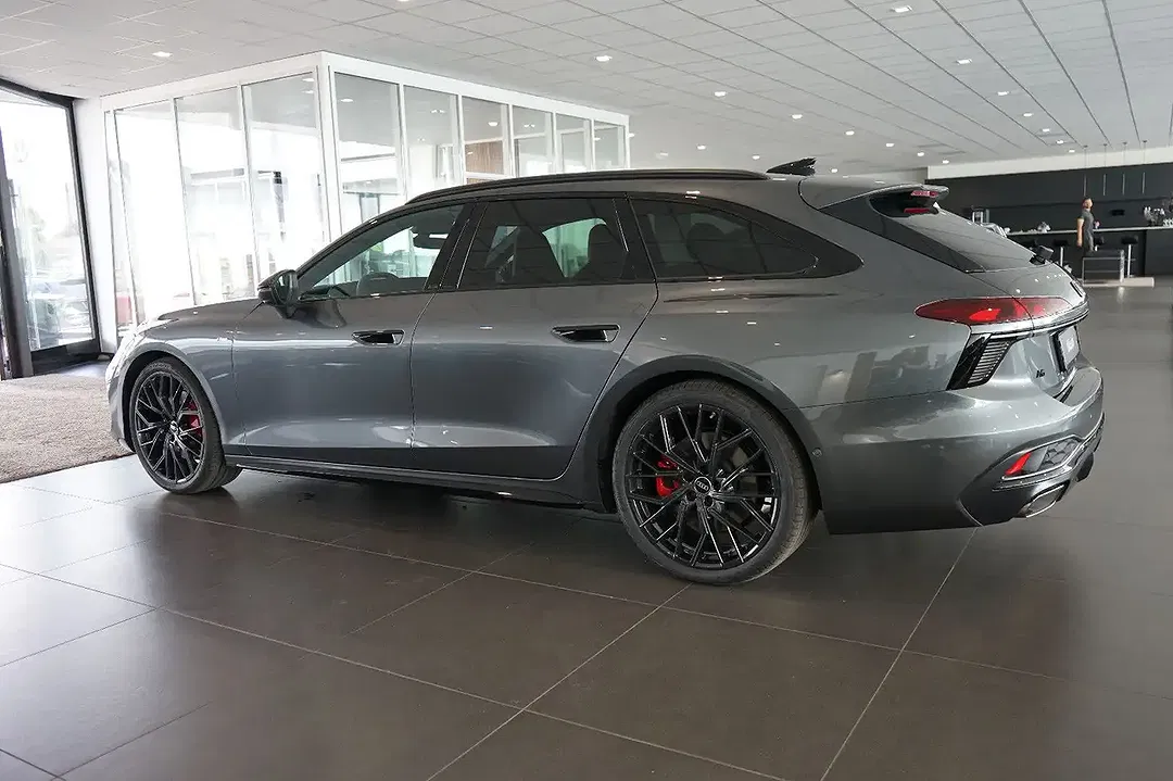 Audi A6 Avant Edition One - Thumbnail 2