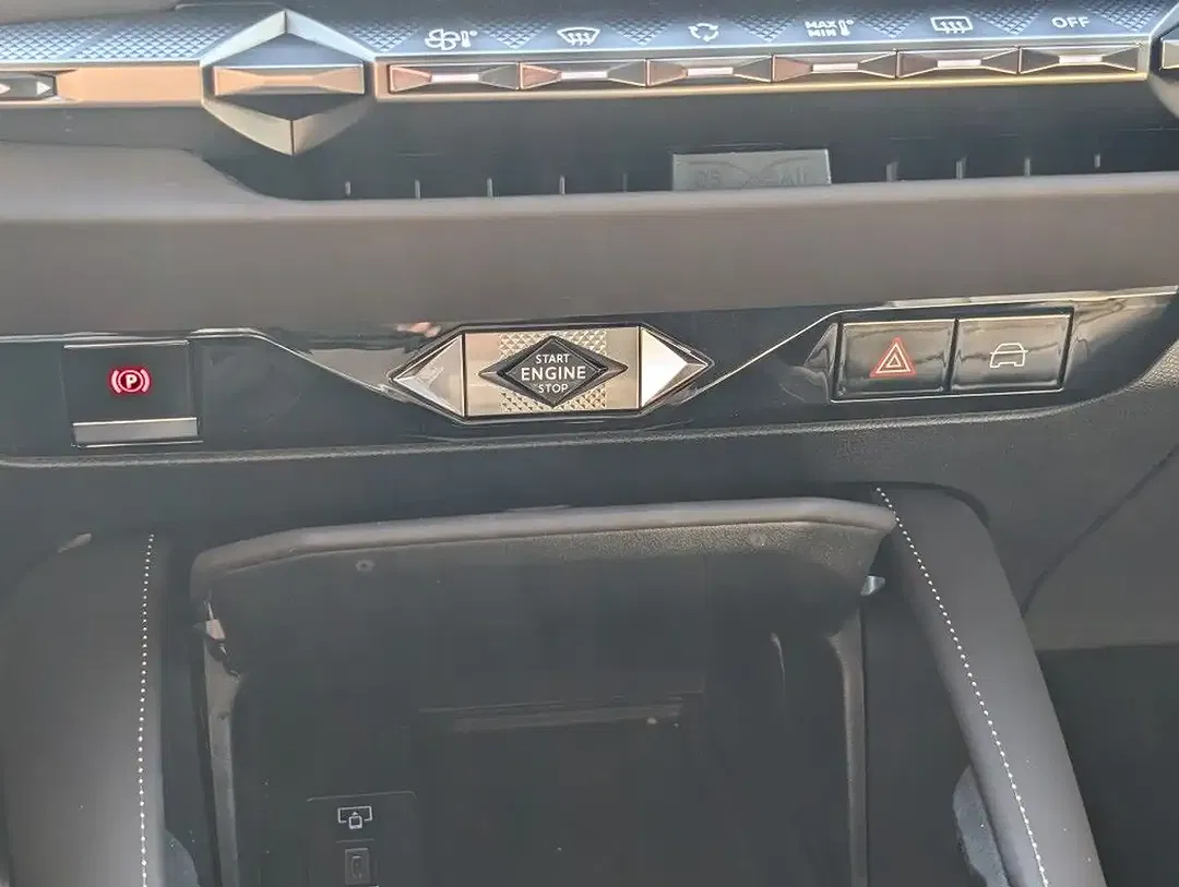 Citroen DS4 PureTech - Thumbnail 14