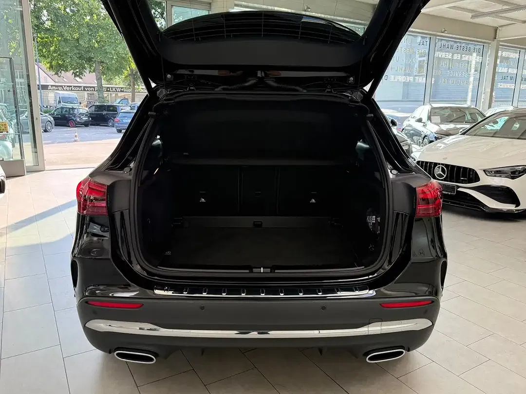 Mercedes-Benz GLA 200 AMG - Thumbnail 6