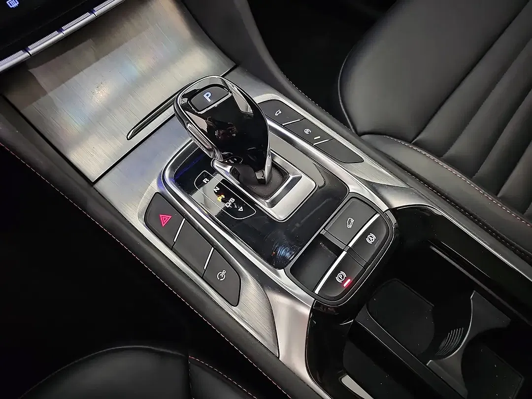 MG HS Luxury - Thumbnail 12