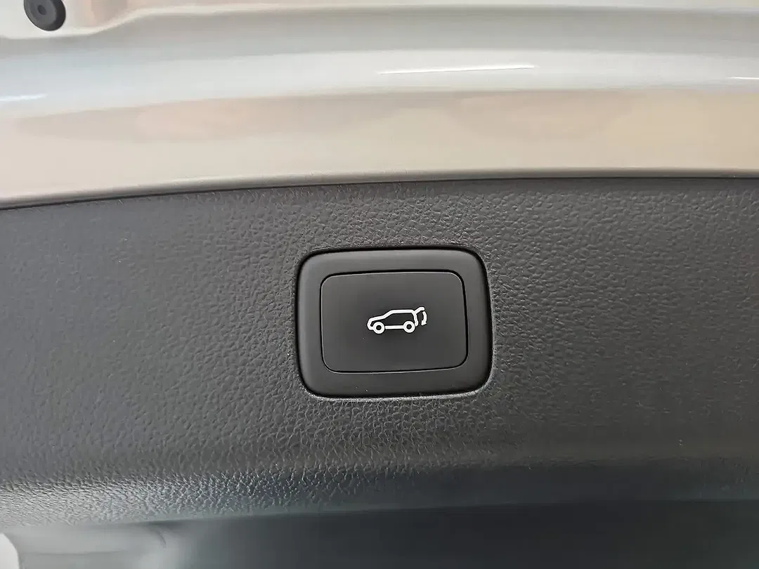 MG HS Luxury - Thumbnail 19