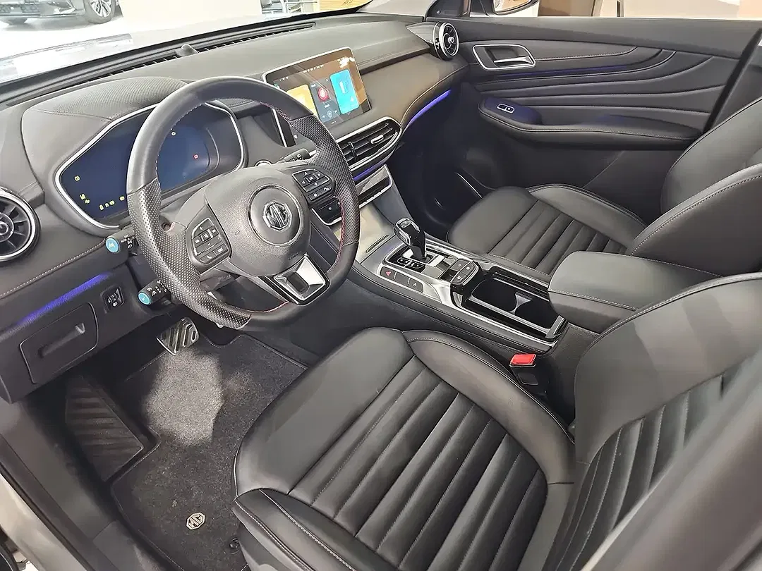 MG HS Luxury - Thumbnail 6