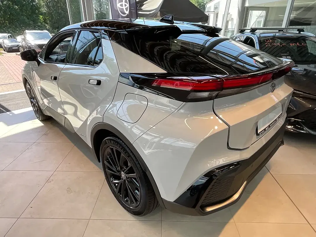 Toyota C-HR GR Sport - Thumbnail 9
