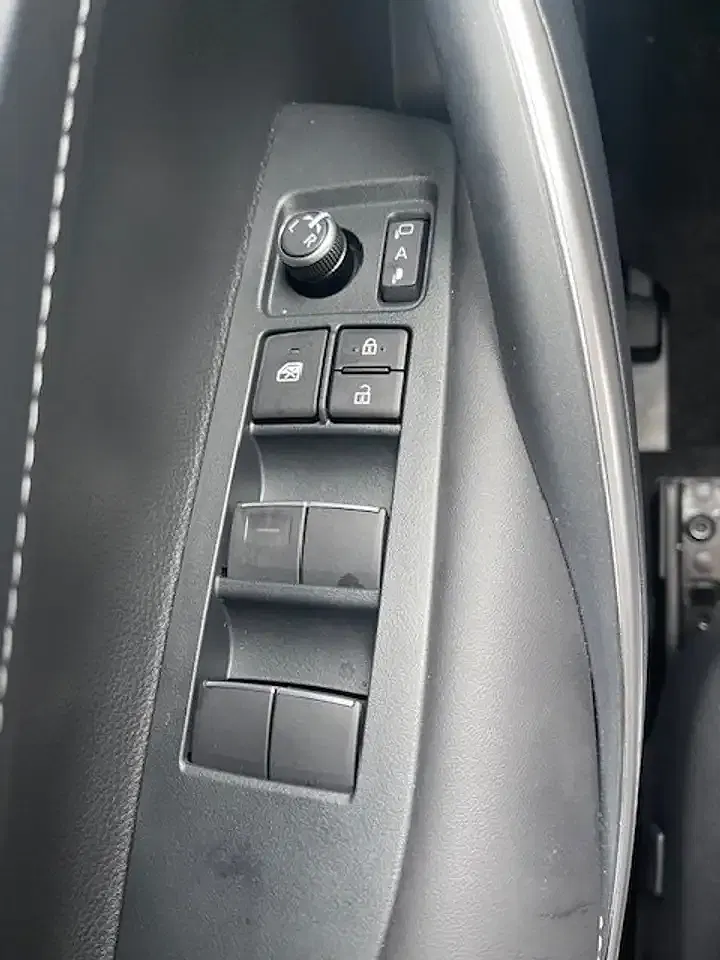 Toyota Corolla Hybrid Teamplayer - Thumbnail 14