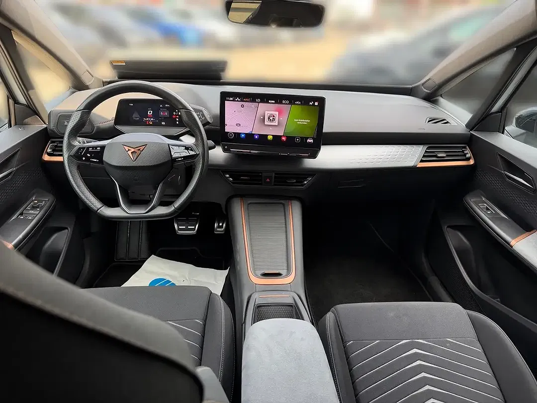 CUPRA Born - Thumbnail 9