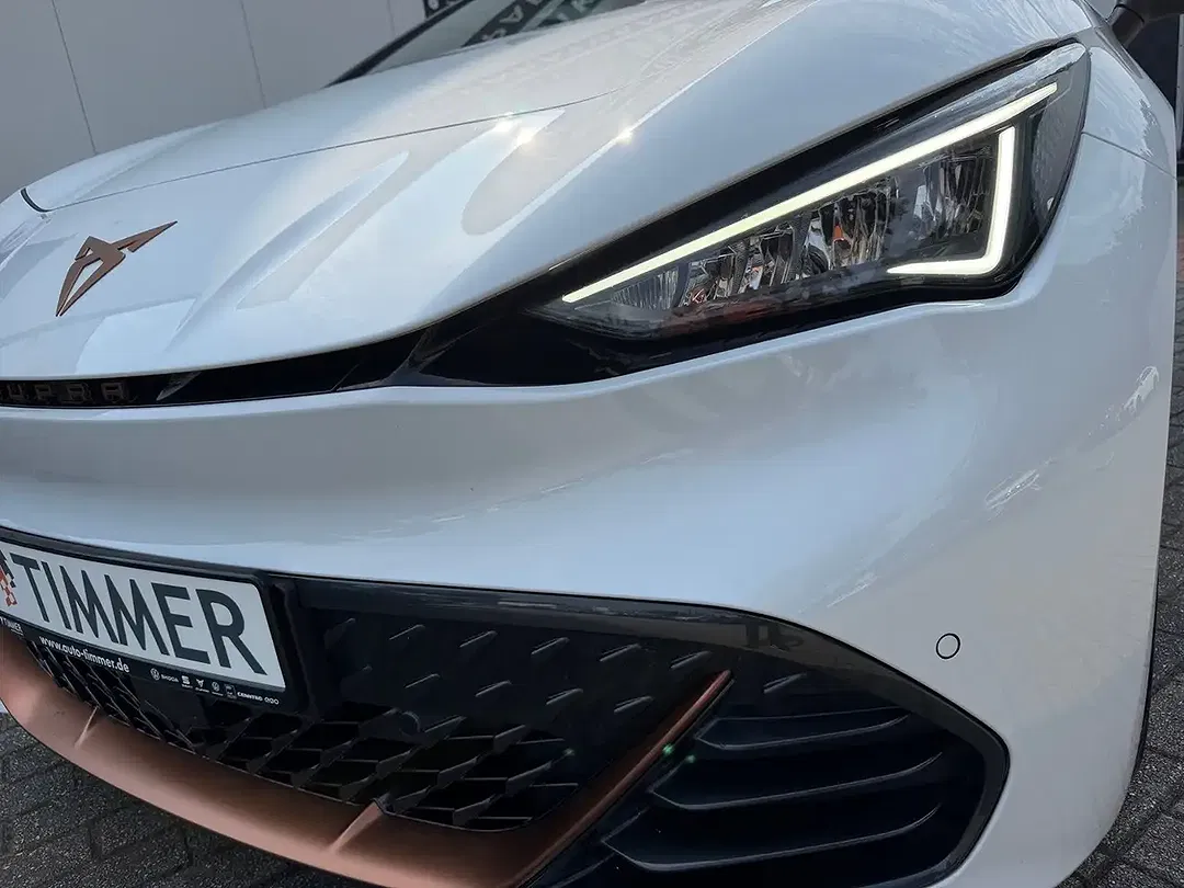 CUPRA Born - Thumbnail 5