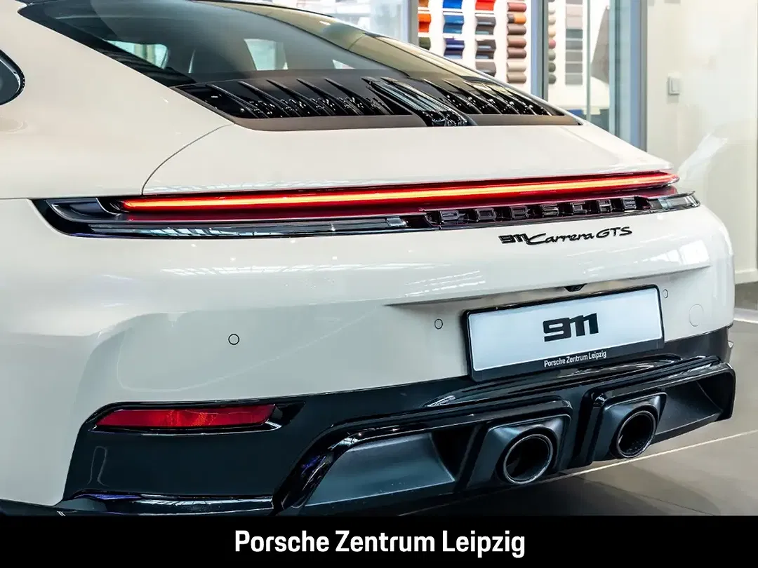 Porsche 992 Carrera GTS - Thumbnail 10