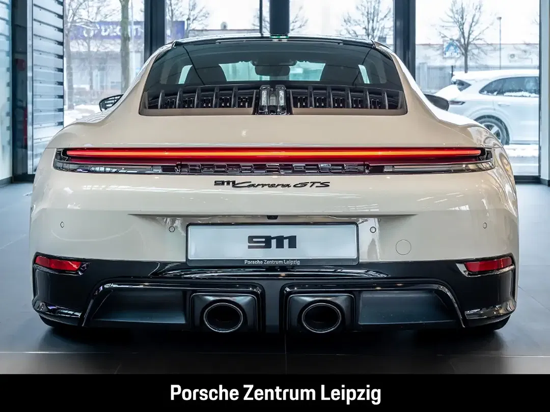 Porsche 992 Carrera GTS - Thumbnail 7