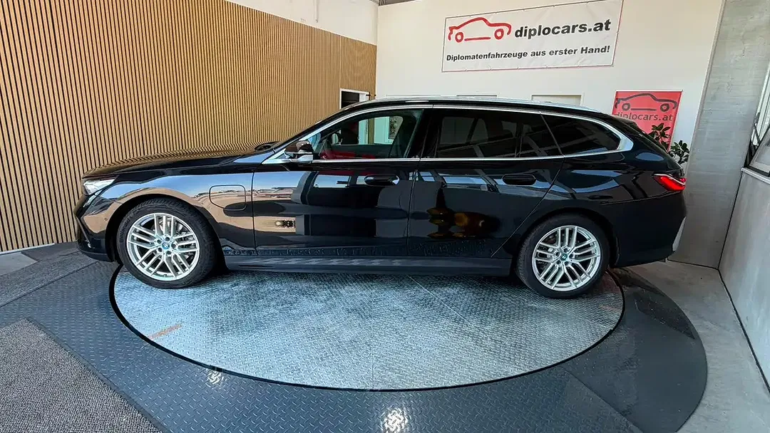BMW 530 xDrive - Thumbnail 4