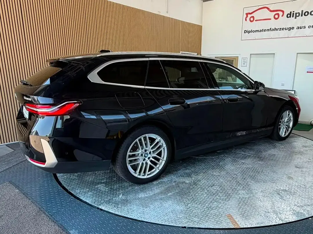BMW 530 xDrive - Thumbnail 8