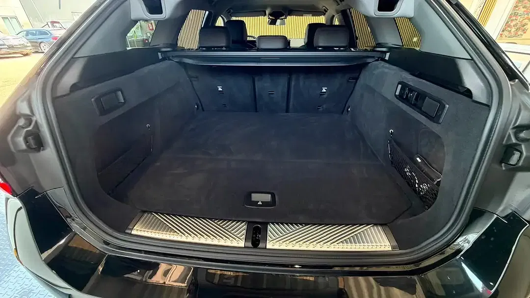 BMW 530 xDrive - Thumbnail 9