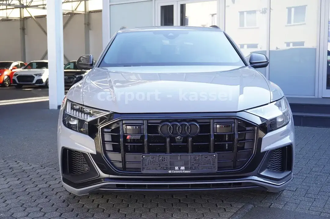 Audi SQ8 4.0 TFSI quattro competition plus - Thumbnail 3