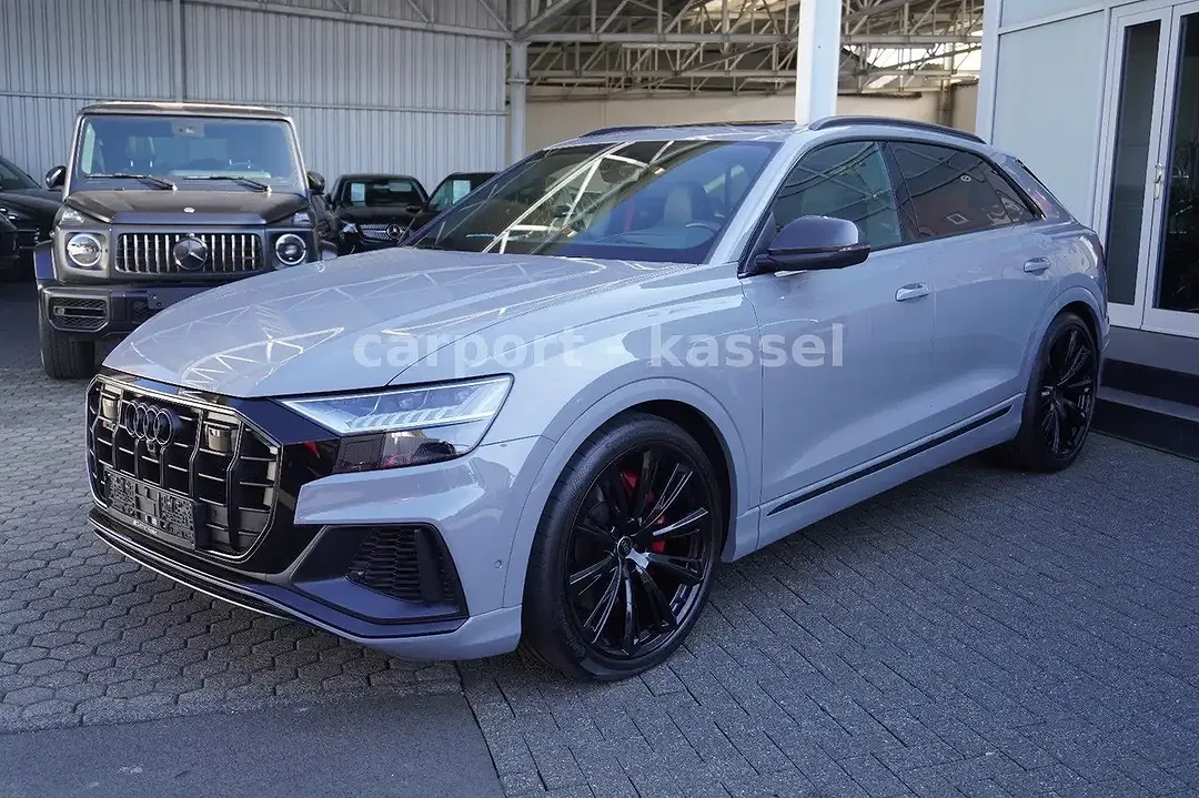 Audi SQ8 4.0 TFSI quattro competition plus - Thumbnail 4