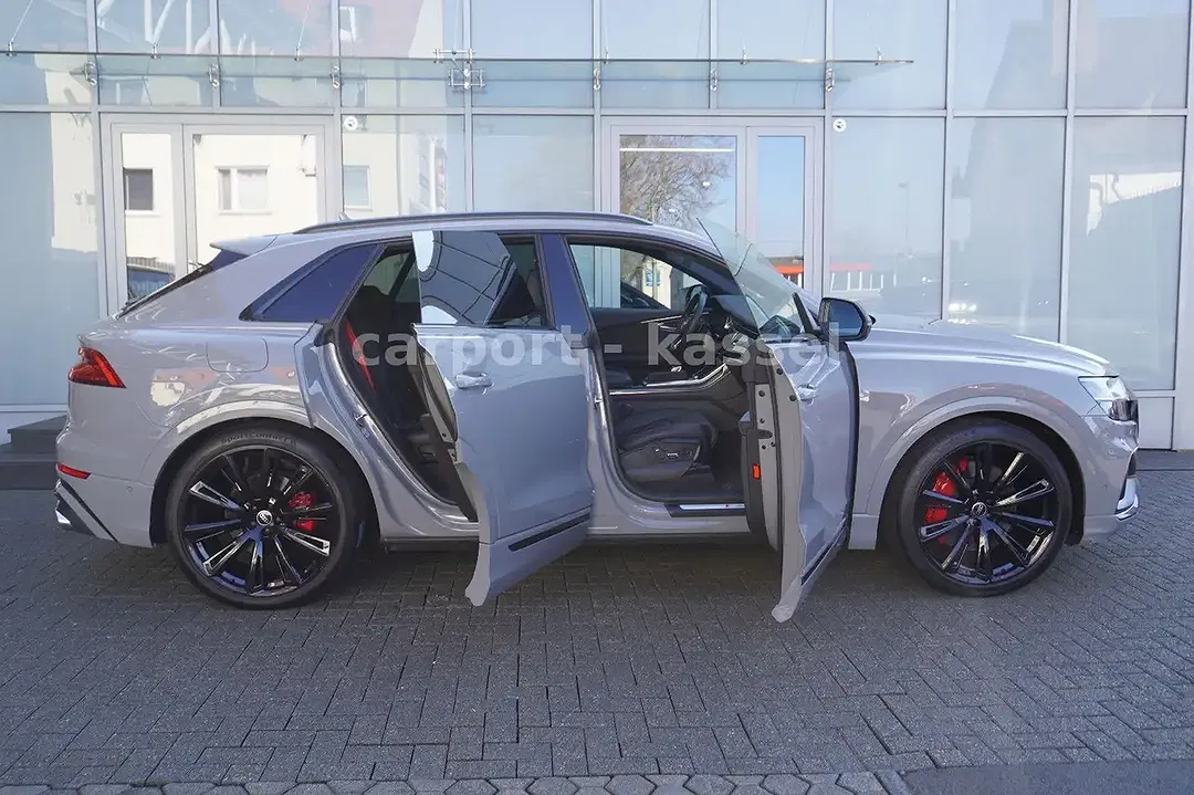 Audi SQ8 4.0 TFSI quattro competition plus - Thumbnail 9