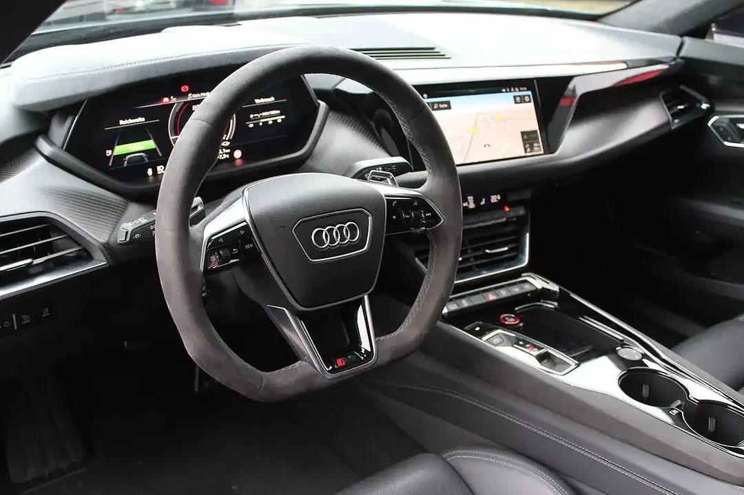 Audi RS e-tron GT - Thumbnail 11