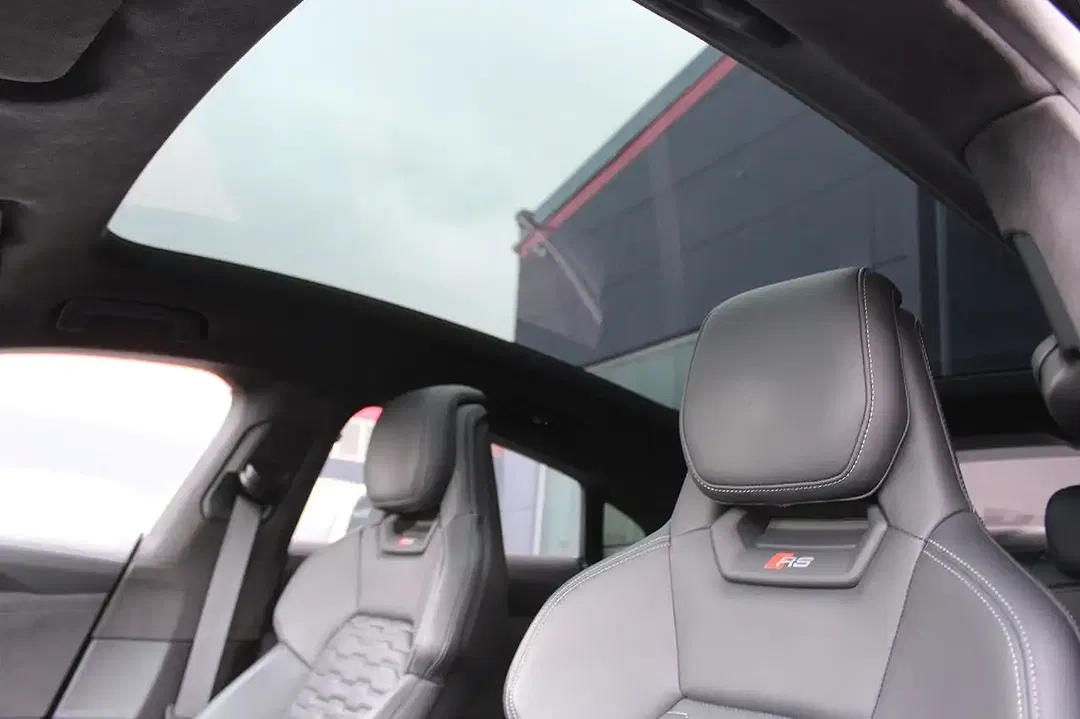 Audi RS e-tron GT - Thumbnail 12