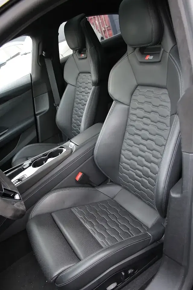 Audi RS e-tron GT - Thumbnail 8