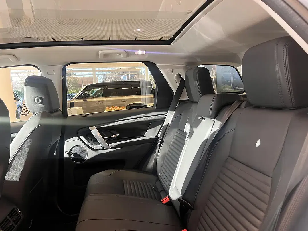 Land Rover Discovery Sport P270e S - Thumbnail 12