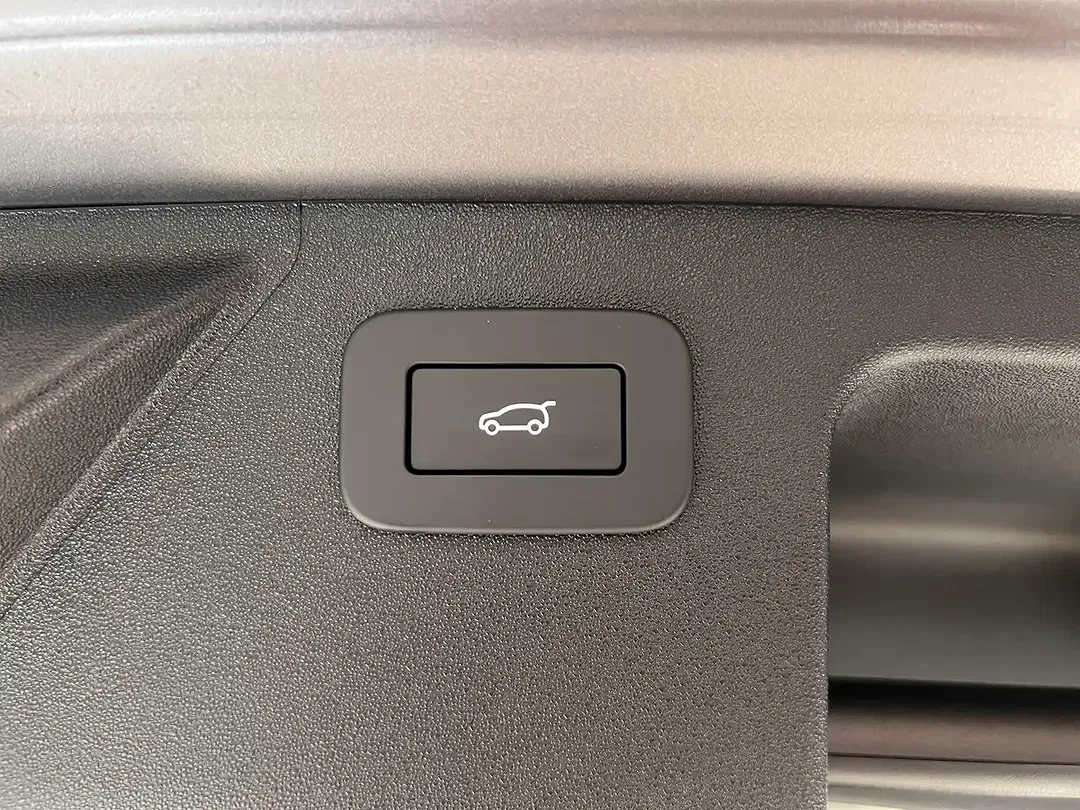 Land Rover Discovery Sport P270e S - Thumbnail 14