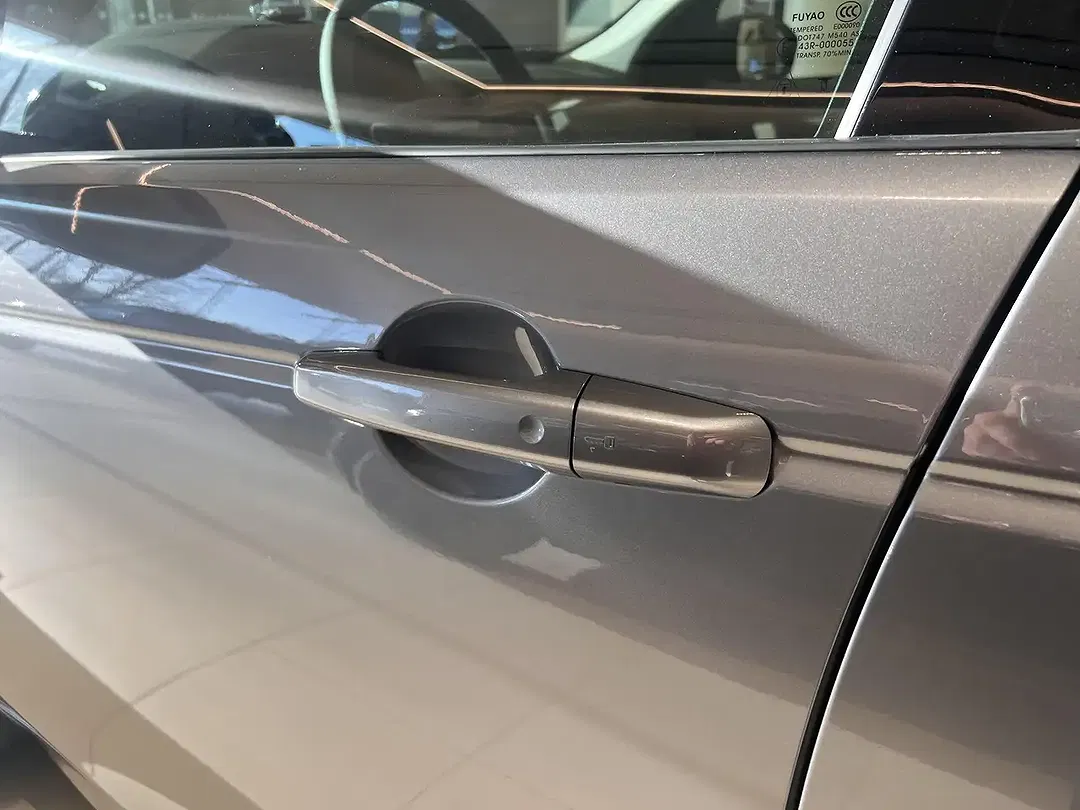 Land Rover Discovery Sport P270e S - Thumbnail 8