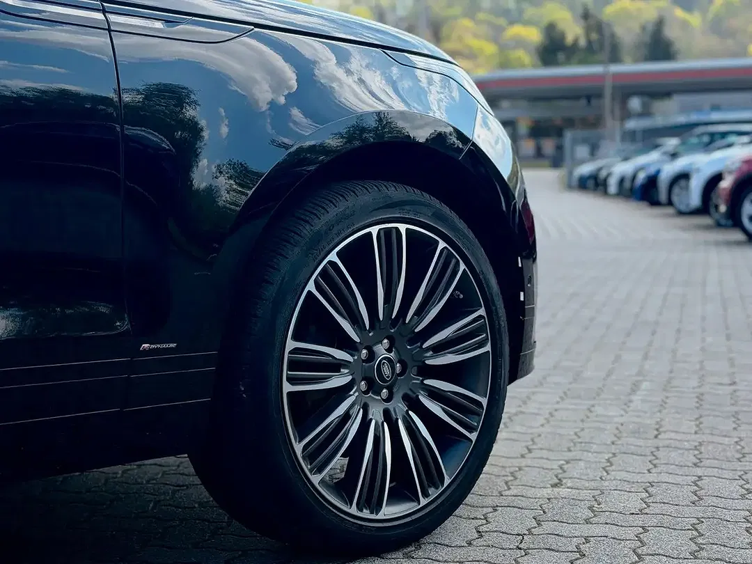 Land Rover Range Rover Velar R-Dynamic SE - Thumbnail 7