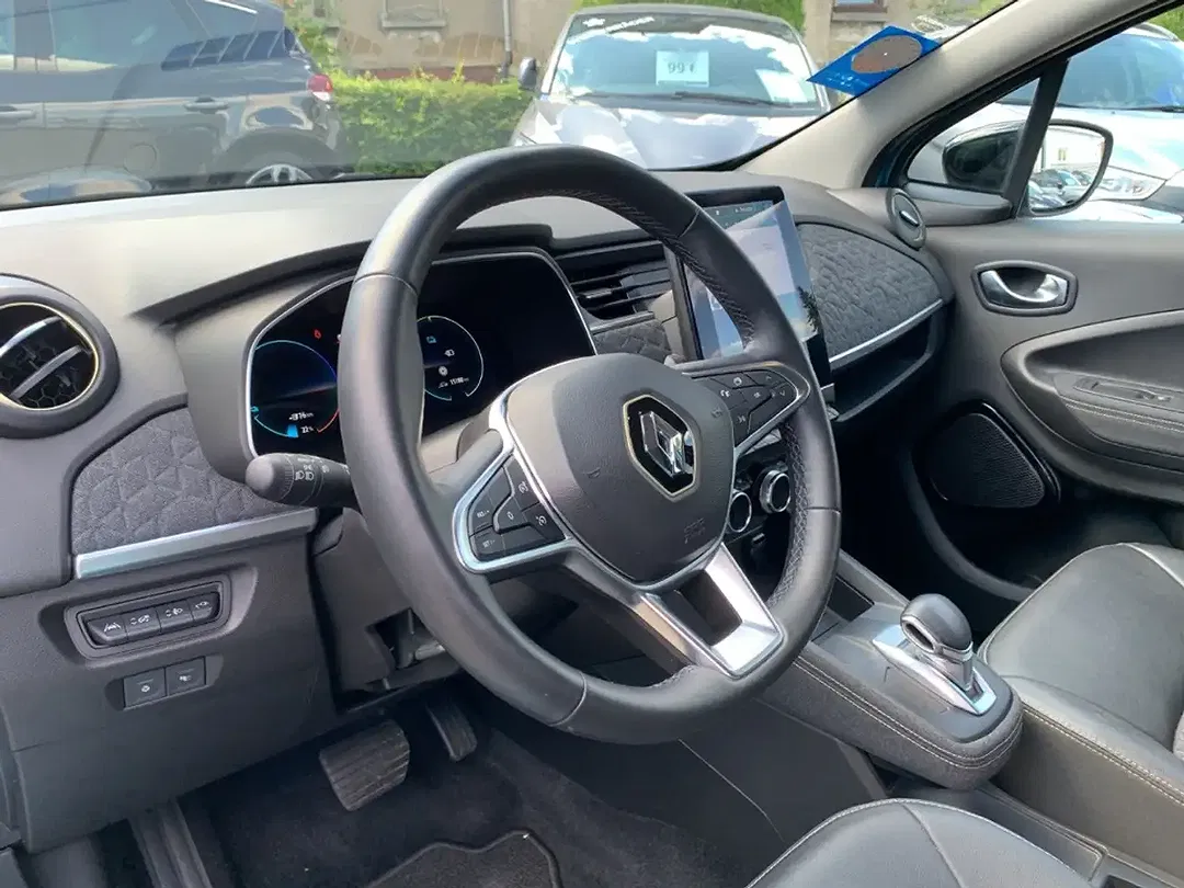 Renault ZOE E-Tech Iconic - Thumbnail 10