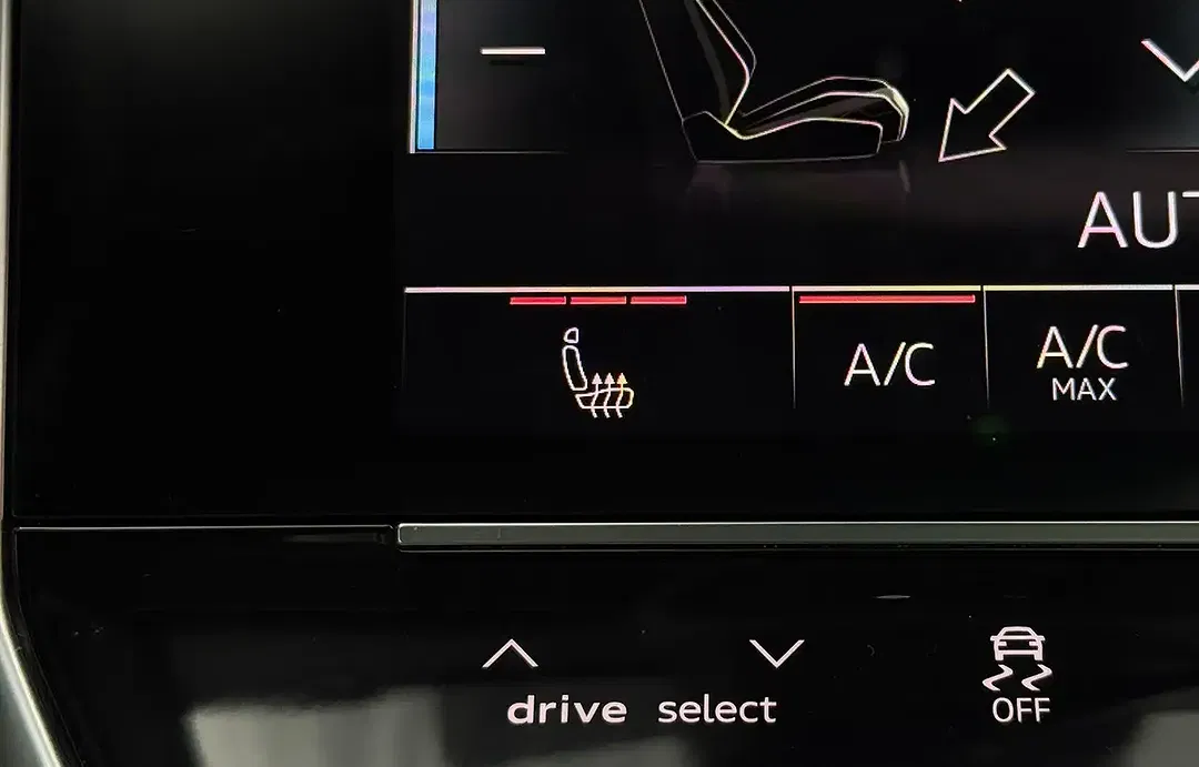Audi A6 55 TFSI quattro Avant S line - Thumbnail 19