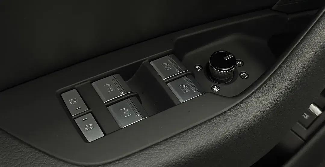 Audi A6 55 TFSI quattro Avant S line - Thumbnail 25