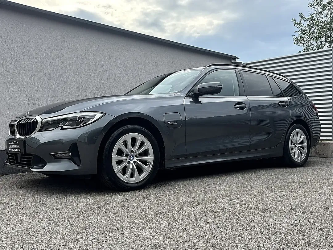 BMW 320 AUT xDrive Touring Sport - Thumbnail 3