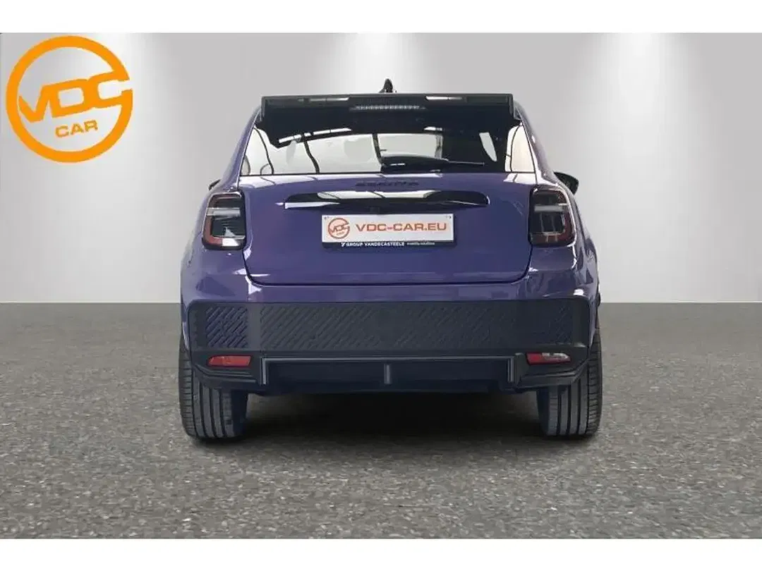 Abarth 600e - Thumbnail 7